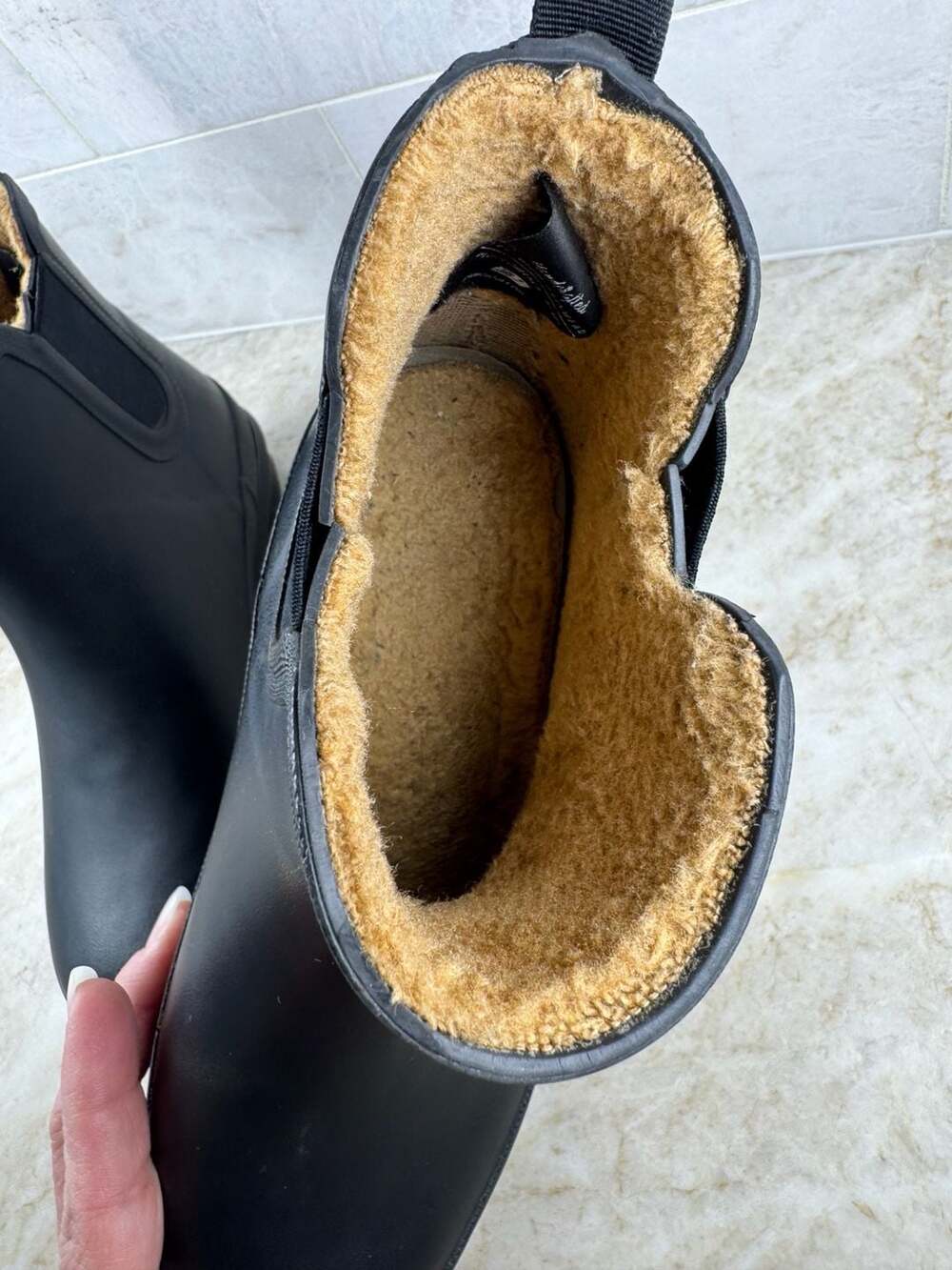 Chooka Plush Chelsea Rain Boots Black Waterproof Ankle Boots Women’s 7 - Picture 9 of 16